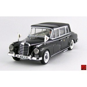 Mercedes 300D schwarz 1963