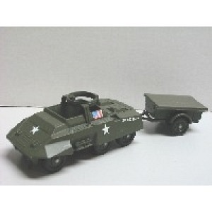 Ford M20 mit Bootsanhänger