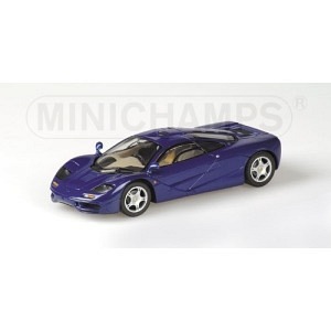 McLaren F1 Roadcar blau met 1993