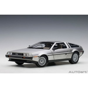 DeLorean DMC-12